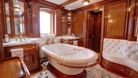 STEEL 168 bathroom master